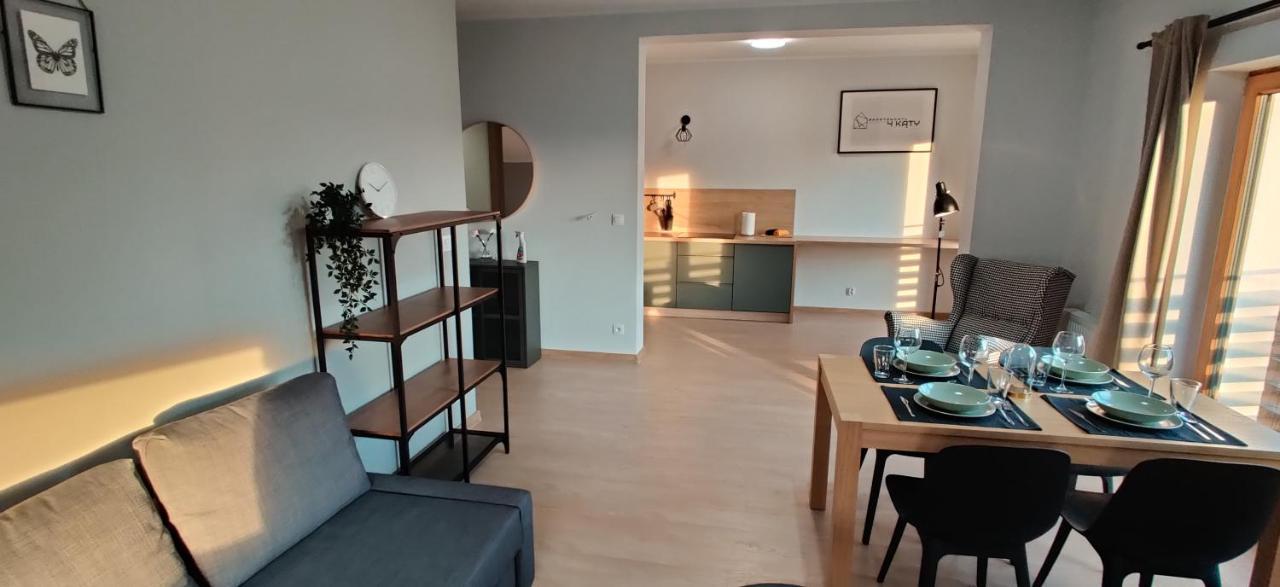 4 Katy Apartment *
